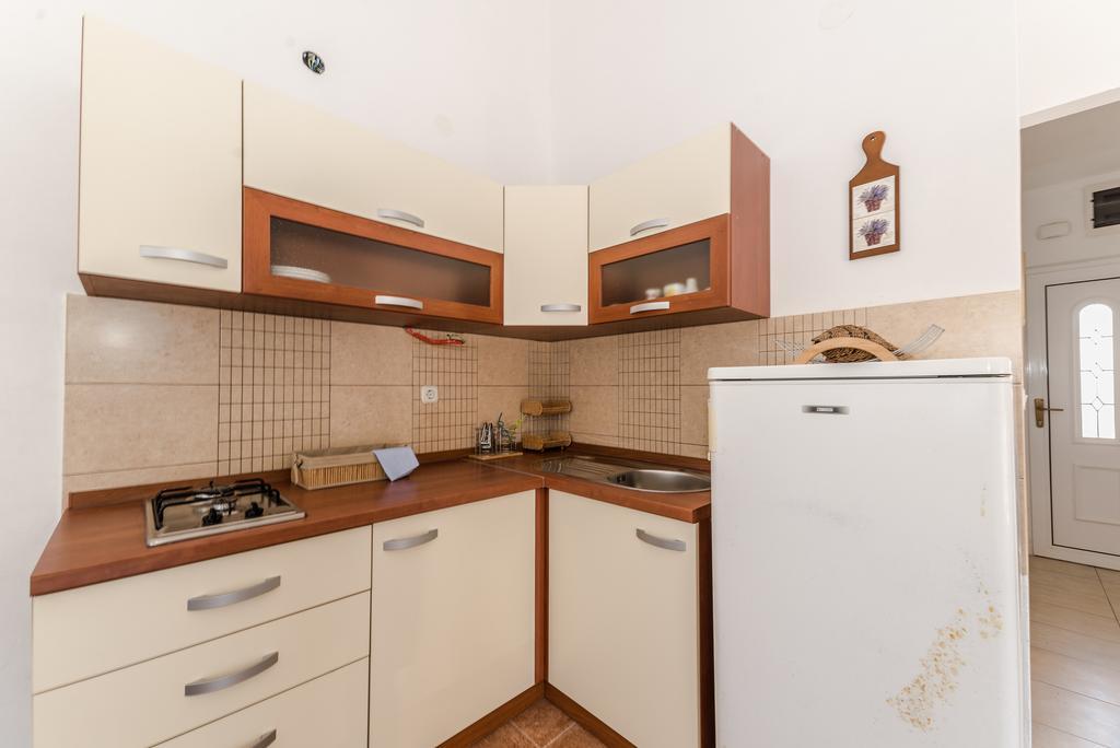 Paula Apartments Vir Εξωτερικό φωτογραφία